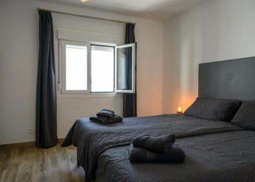 Newly Renovated 2 Bedroom Beachfront House Sitio de Calahonda Eksteriør bilde